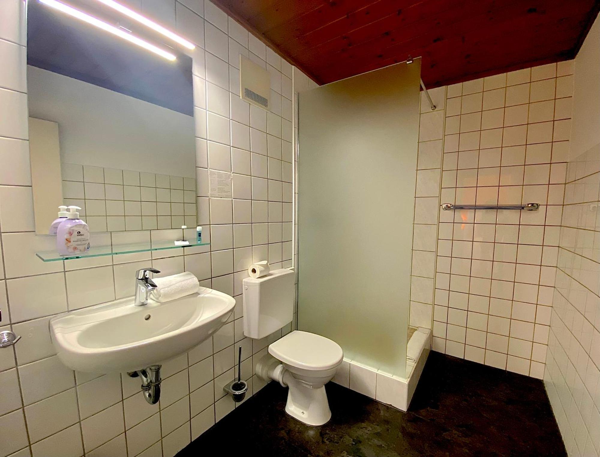 גונצבורג Hotel Gasthof Rose מראה חיצוני תמונה